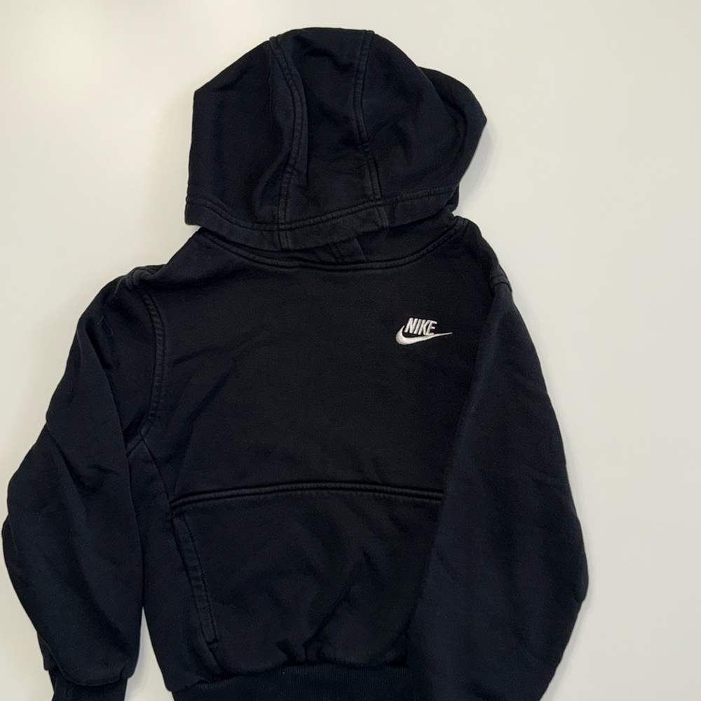 Black Nike Boys hoodie- youth small